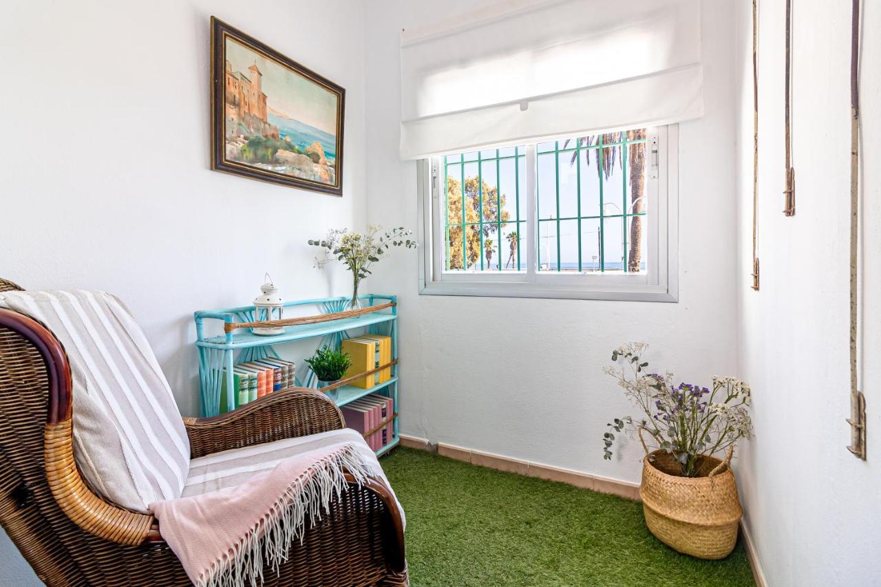 Sea & Wave Al Rolo Beach Apartment Малага Екстериор снимка