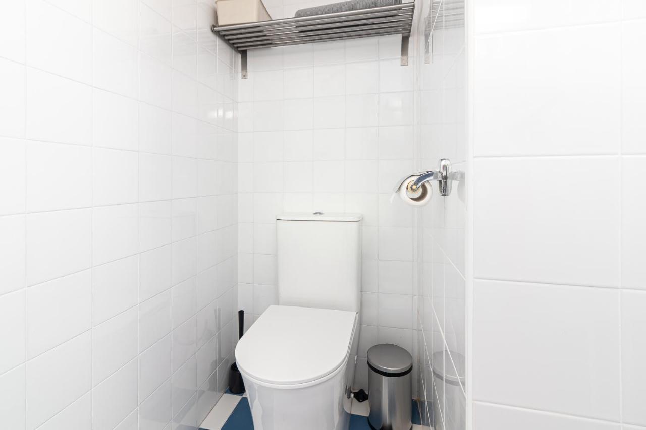 Sea & Wave Al Rolo Beach Apartment Малага Екстериор снимка
